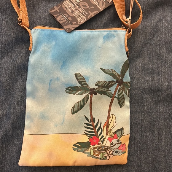 Loungefly Stitch canvas crossbody - Picture 3 of 7